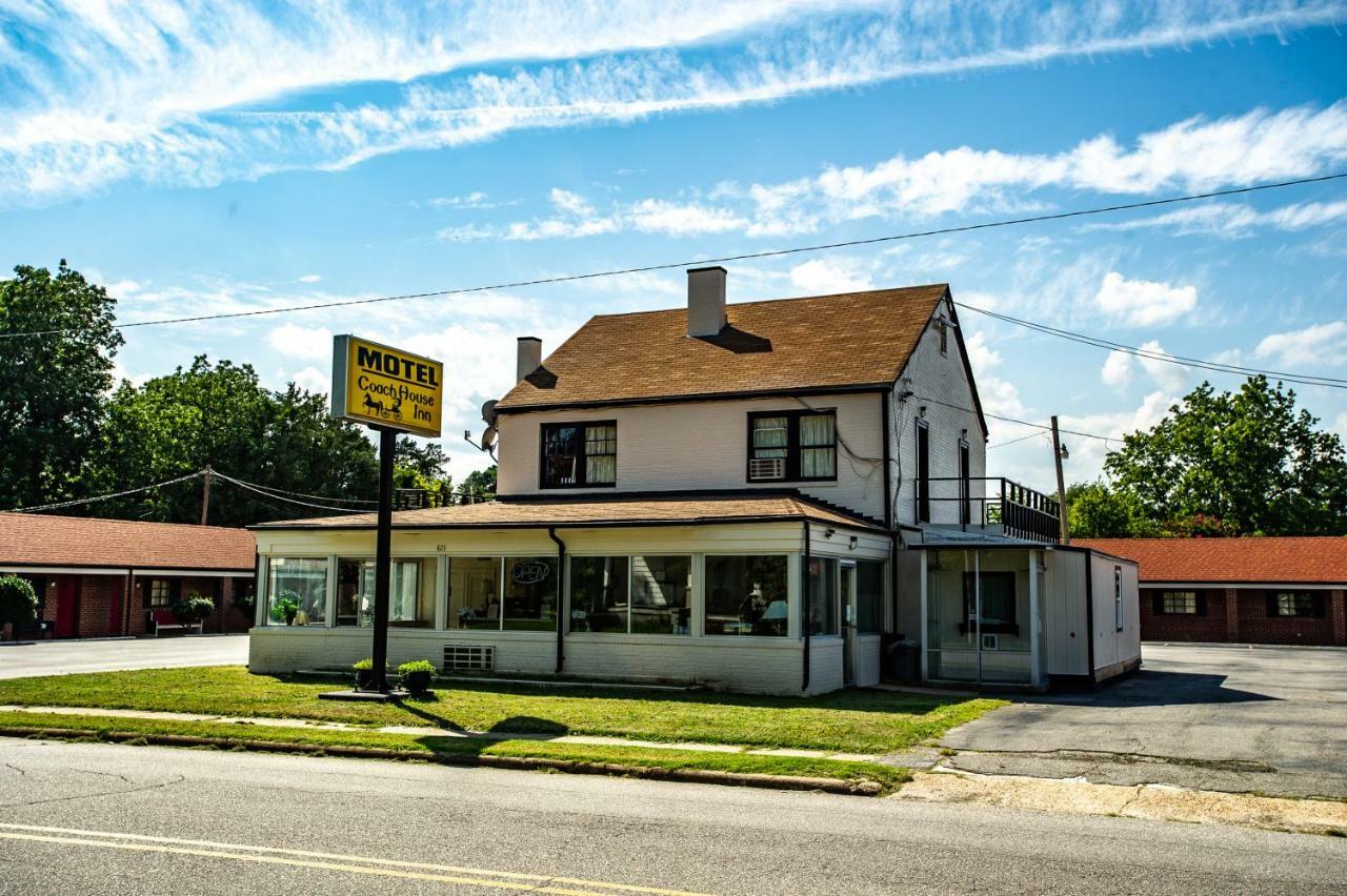 Coach House Inn Edenton エクステリア 写真